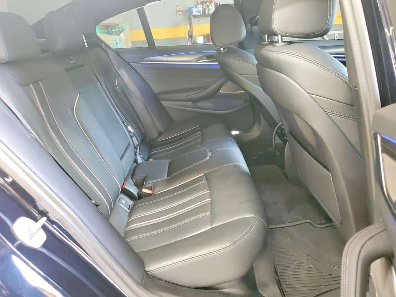 BMW 540 xDrive | CARFAX | АВТОКРЕДИТ БЕЗ ПЪРВОНАЧАЛНА , снимка 10 - Автомобили и джипове - 56239514