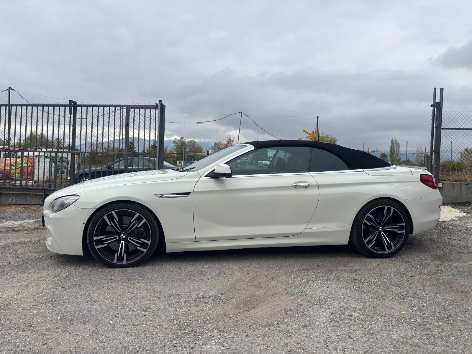 BMW 650 Кабрио 650i, снимка 3 - Автомобили и джипове - 56518739