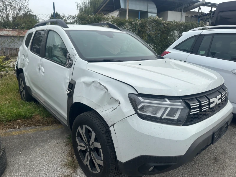 Dacia Duster 1.5 DCI, снимка 2 - Автомобили и джипове - 47190068