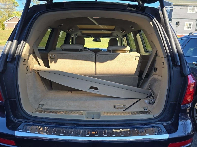 Mercedes-Benz GL 350 BlueTEC* 4Matic* Adaptive Highbeam* 360cam* Пано, снимка 15 - Автомобили и джипове - 52401469