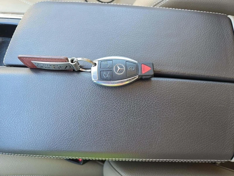 Mercedes-Benz GL 350 BlueTEC* 4Matic* Adaptive Highbeam* 360cam* Пано, снимка 16 - Автомобили и джипове - 52401469