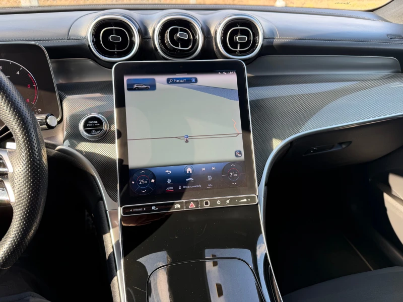 Mercedes-Benz GLC 220 2.2 CDI AMG 4 MATIC, снимка 17 - Автомобили и джипове - 53150368