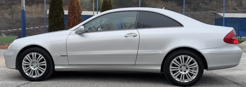 Mercedes-Benz CLK 220 CDi, снимка 9 - Автомобили и джипове - 53488494