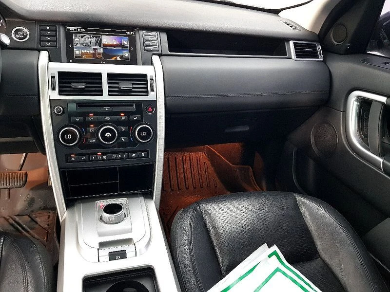 Land Rover Discovery Sport 2.2 Automatic, снимка 10 - Автомобили и джипове - 55841972