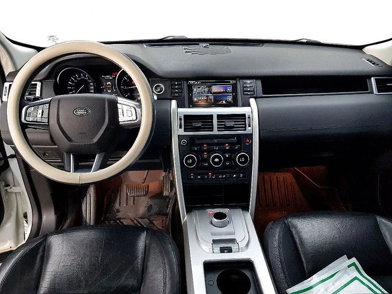 Land Rover Discovery Sport 2.2 Automatic, снимка 5 - Автомобили и джипове - 55841972
