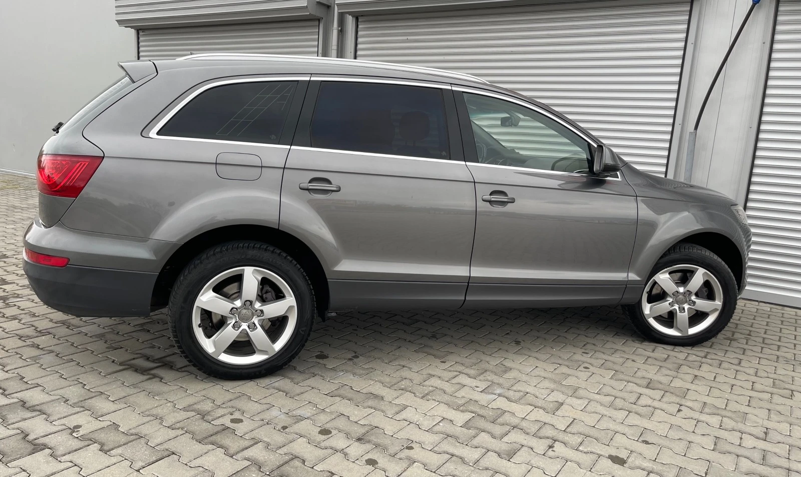 Audi Q7 3, 0i 333к.с., евро 5, 8ск., 4х4, waze, пано, кожа - изображение 8