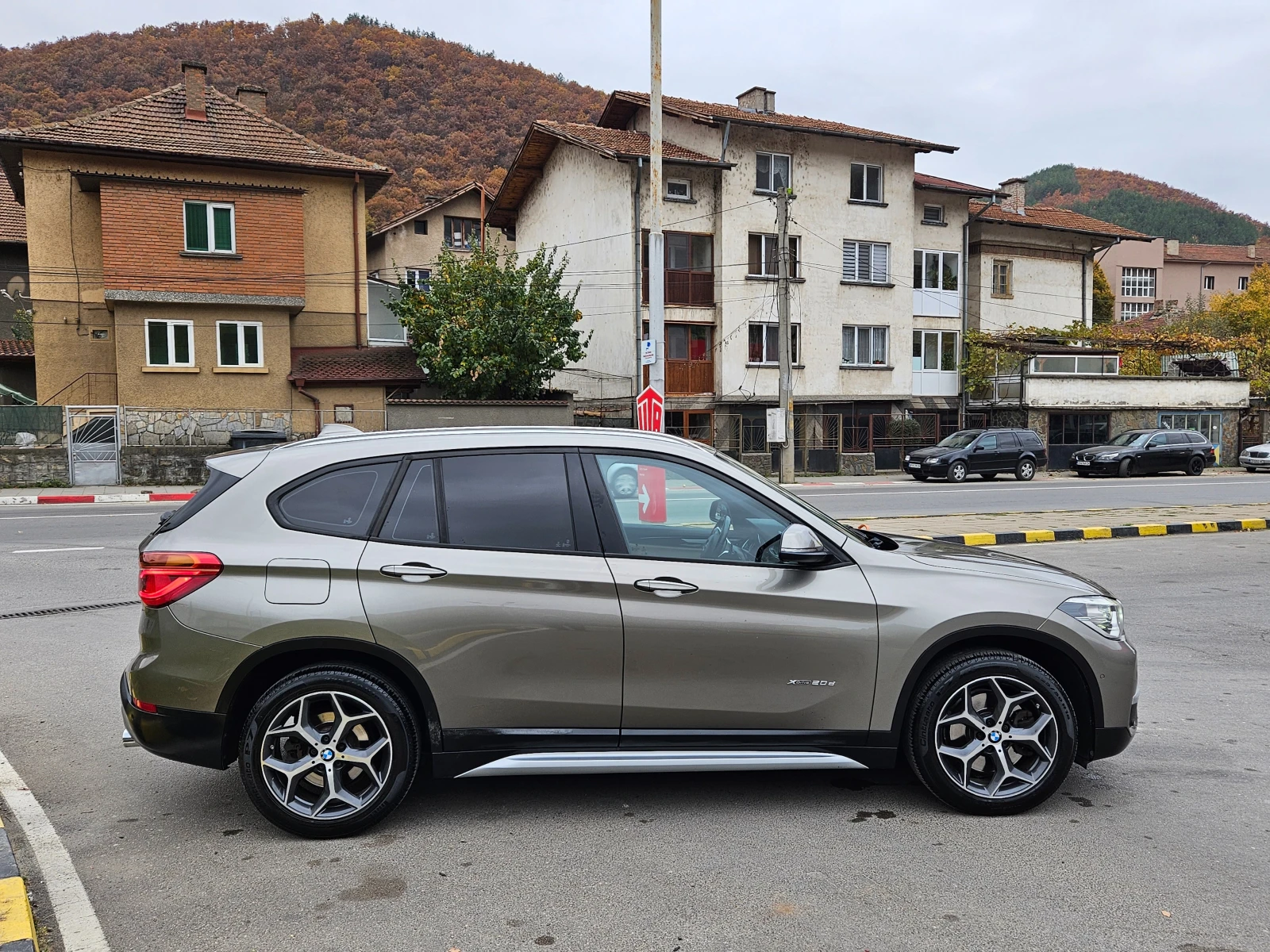 BMW X1 2.0D M-PAKET/AVTOMAT/X-DRIVE/NAVIGACIA - изображение 6