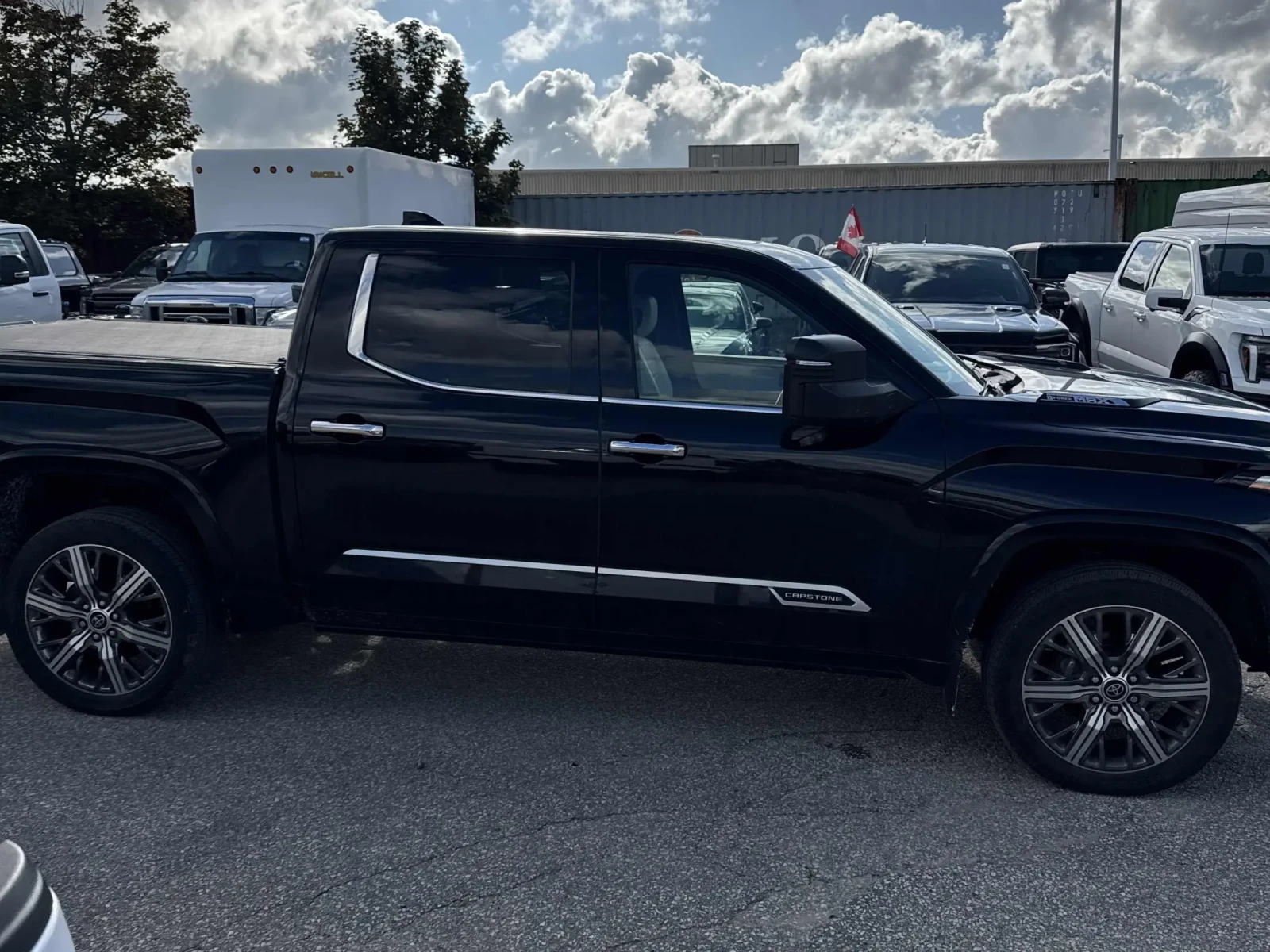Toyota Tundra * Capstone Hybrid*  - изображение 3