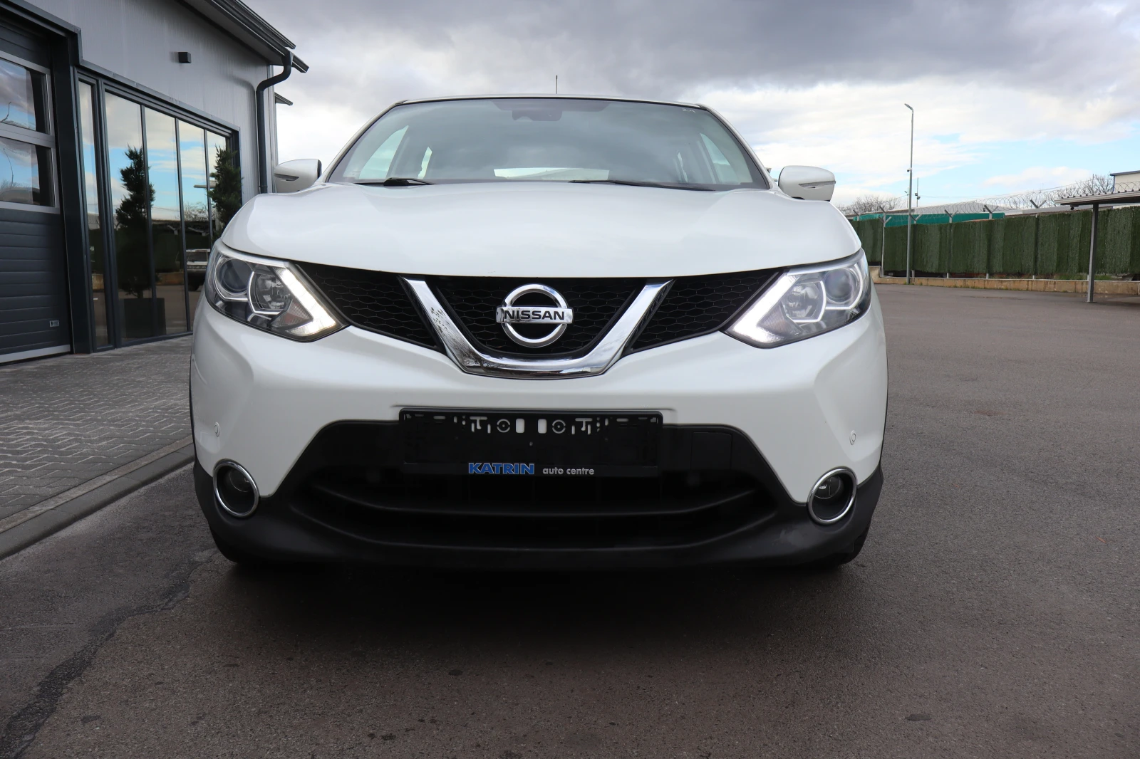 Nissan Qashqai 1.6DCI* 4X4*  - изображение 2