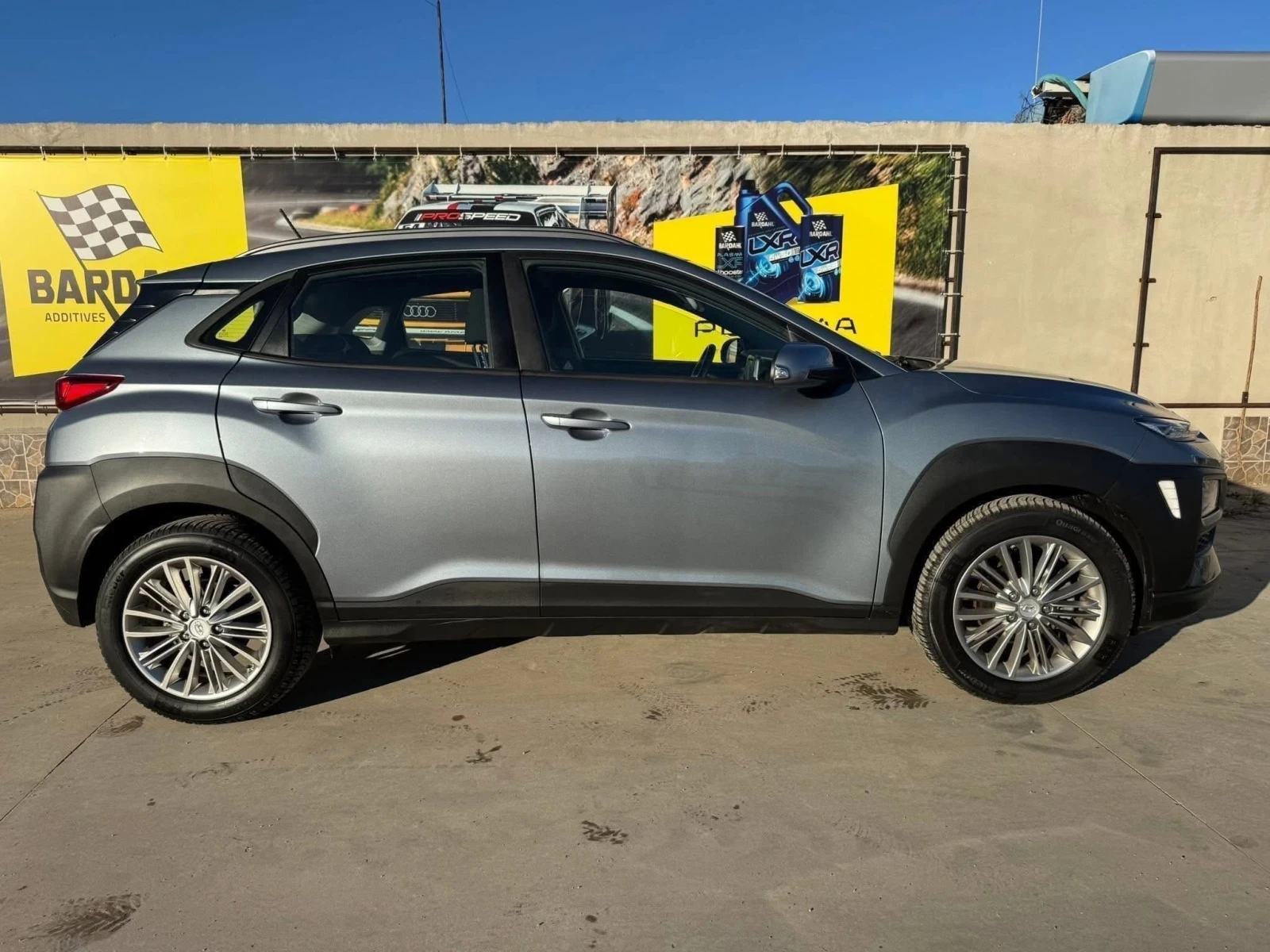 Hyundai Kona 1.0T-GDI Comfort TOP , снимка 8 - Автомобили и джипове - 54162461