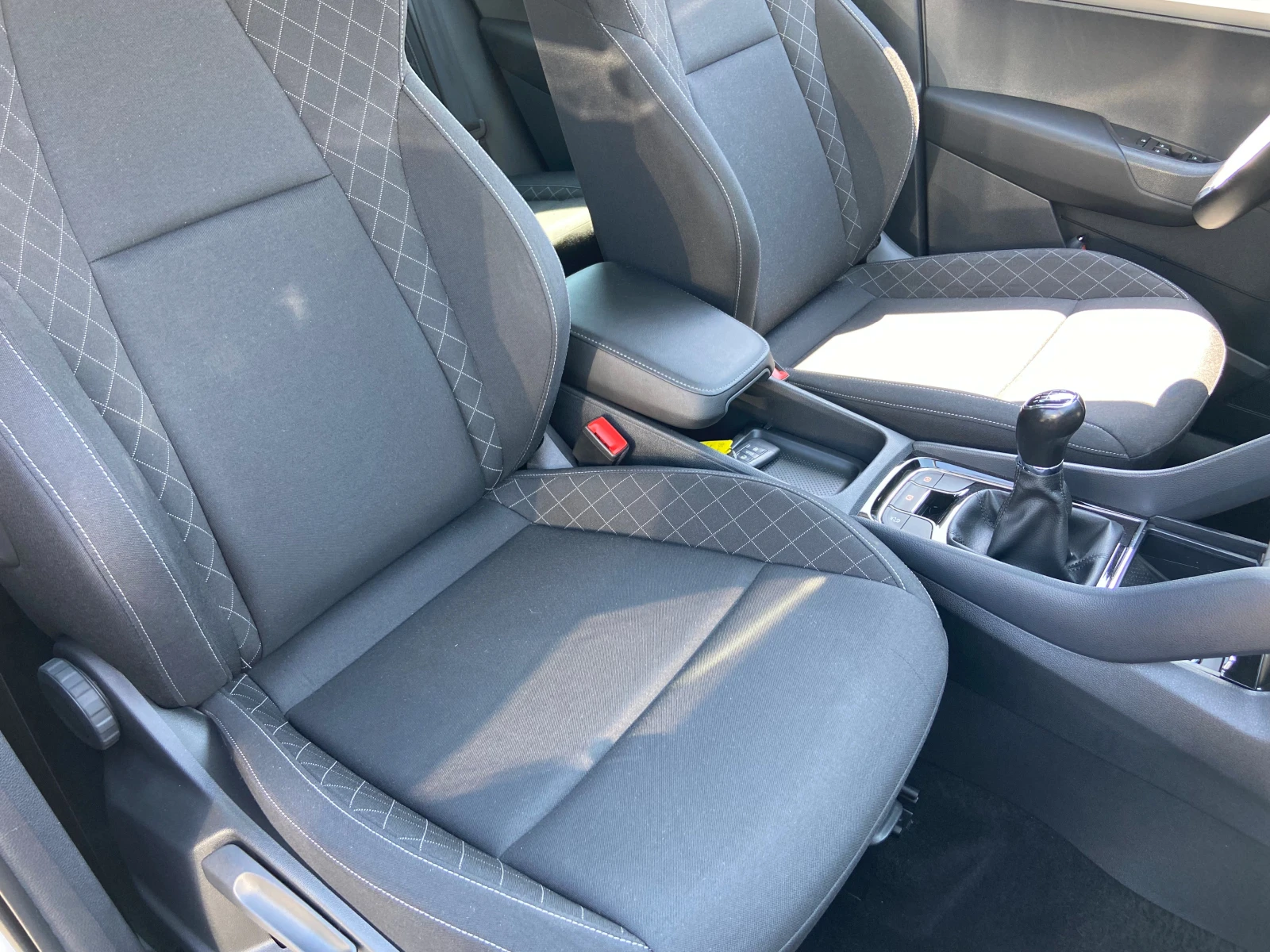 Skoda Karoq 1.0tsi-110кс - изображение 6