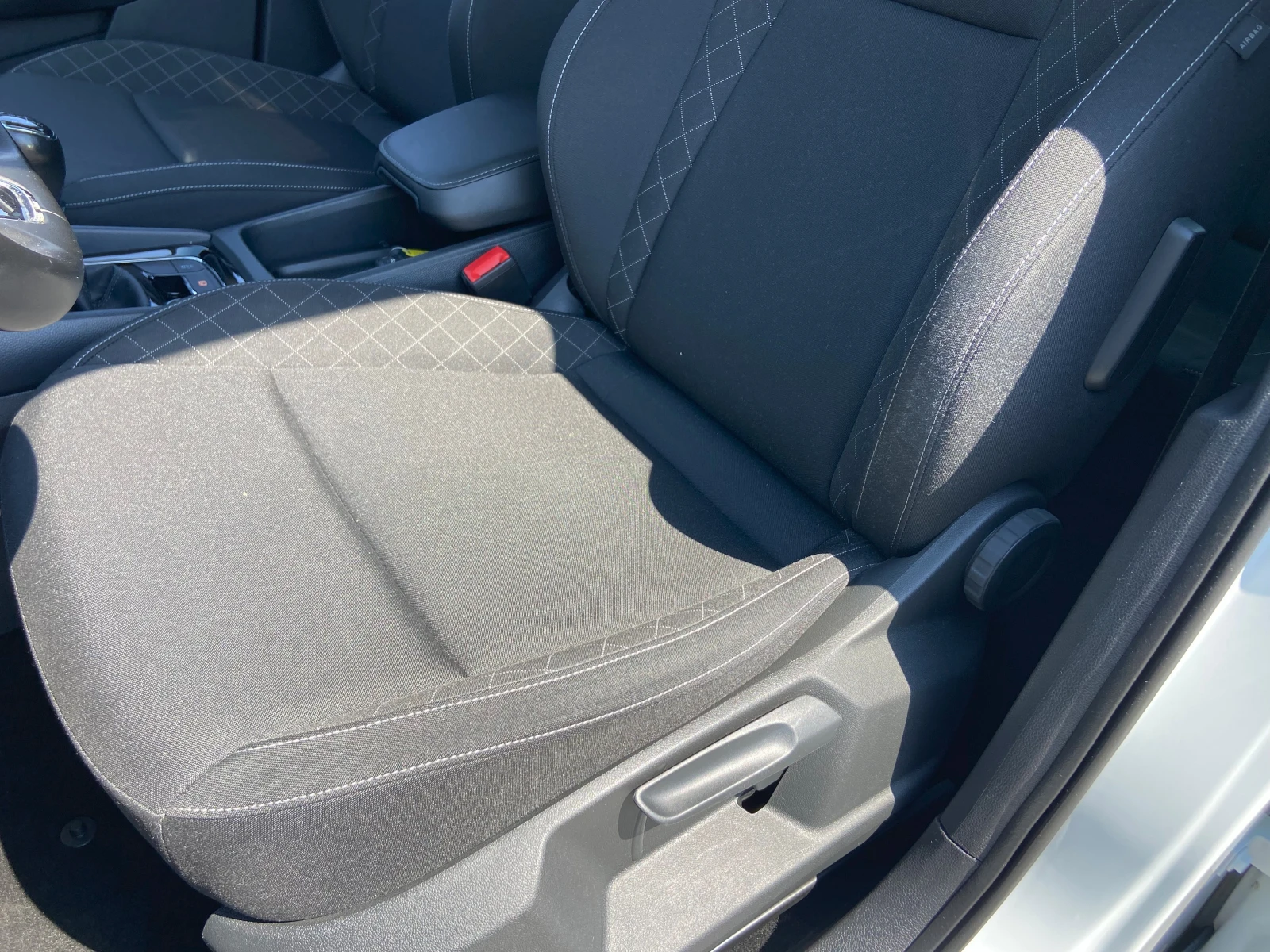 Skoda Karoq 1.0tsi-110кс - изображение 4