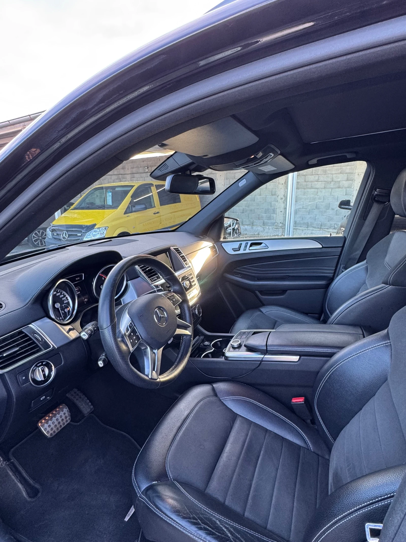 Mercedes-Benz ML 350 BlueTEC, снимка 9 - Автомобили и джипове - 53770781