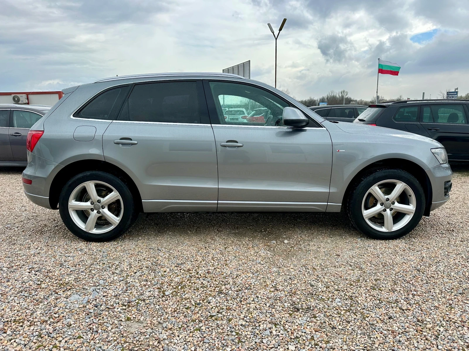 Audi Q5 S-LINE КОЖА ПАНОРАМА, снимка 8 - Автомобили и джипове - 53997187