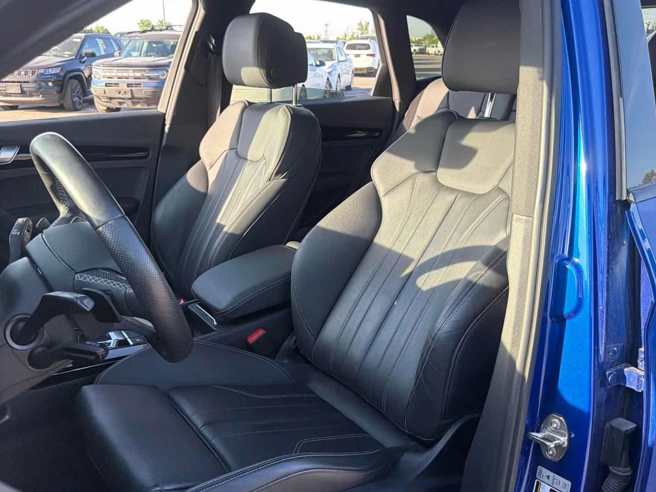 Audi Q5 Progressiv/ S-LINE / DISTRONIC / LED / АВТОКРЕДИТ , снимка 12 - Автомобили и джипове - 54813872