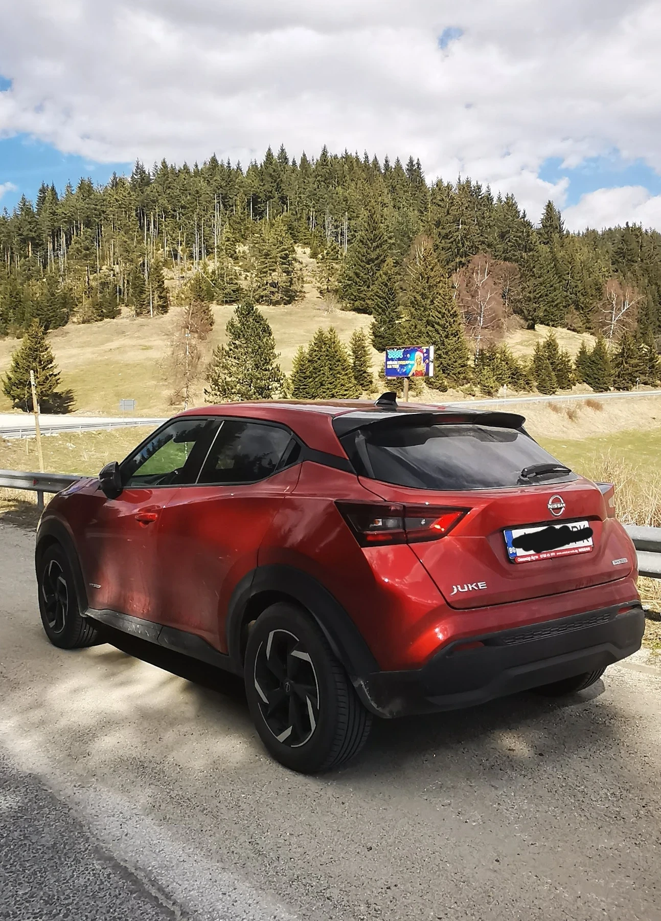 Nissan Juke, снимка 5 - Автомобили и джипове - 56063483