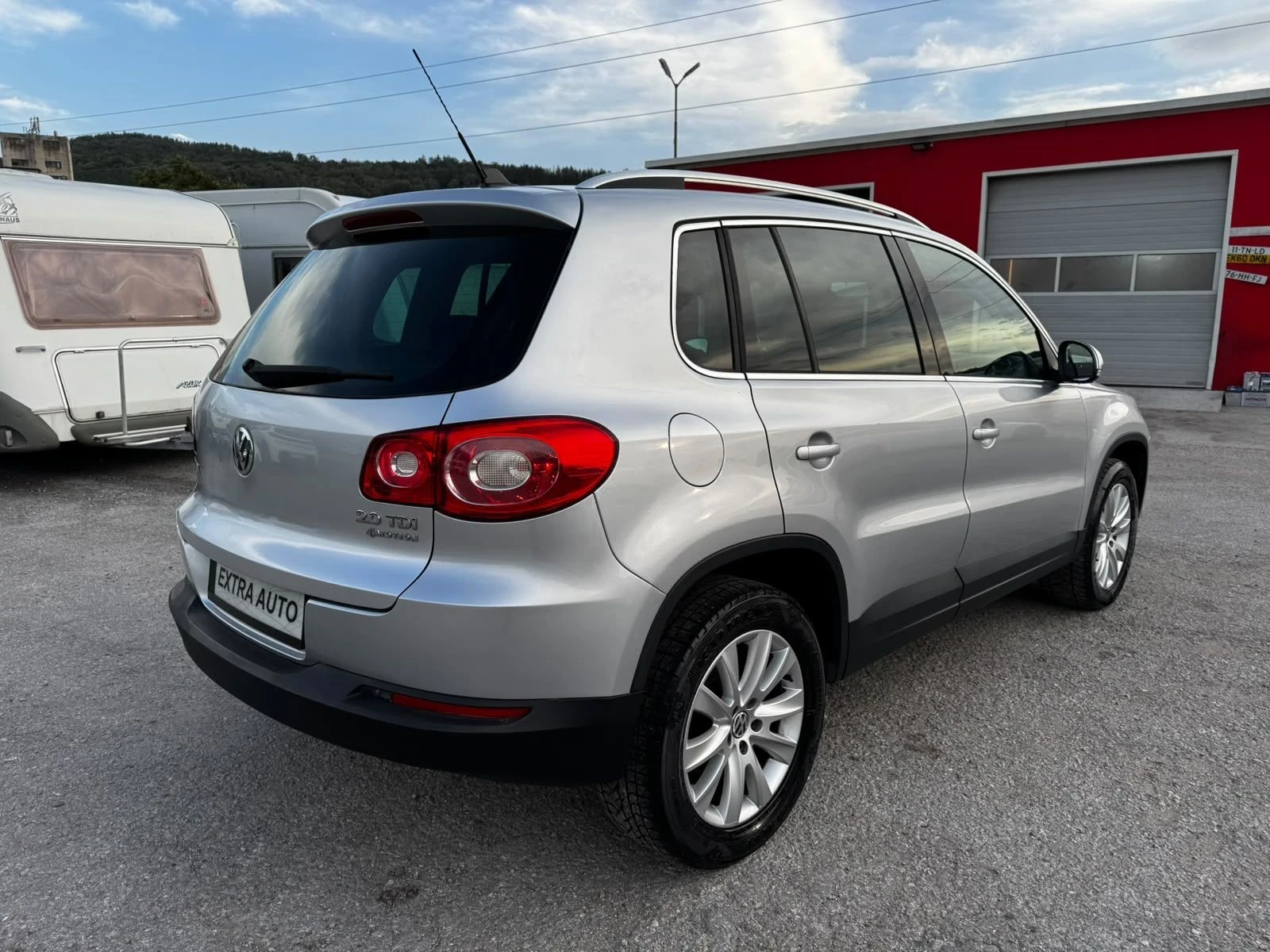 VW Tiguan 2.0TDI, 4Х4, НАВИГАЦИЯ , снимка 5 - Автомобили и джипове - 56170674