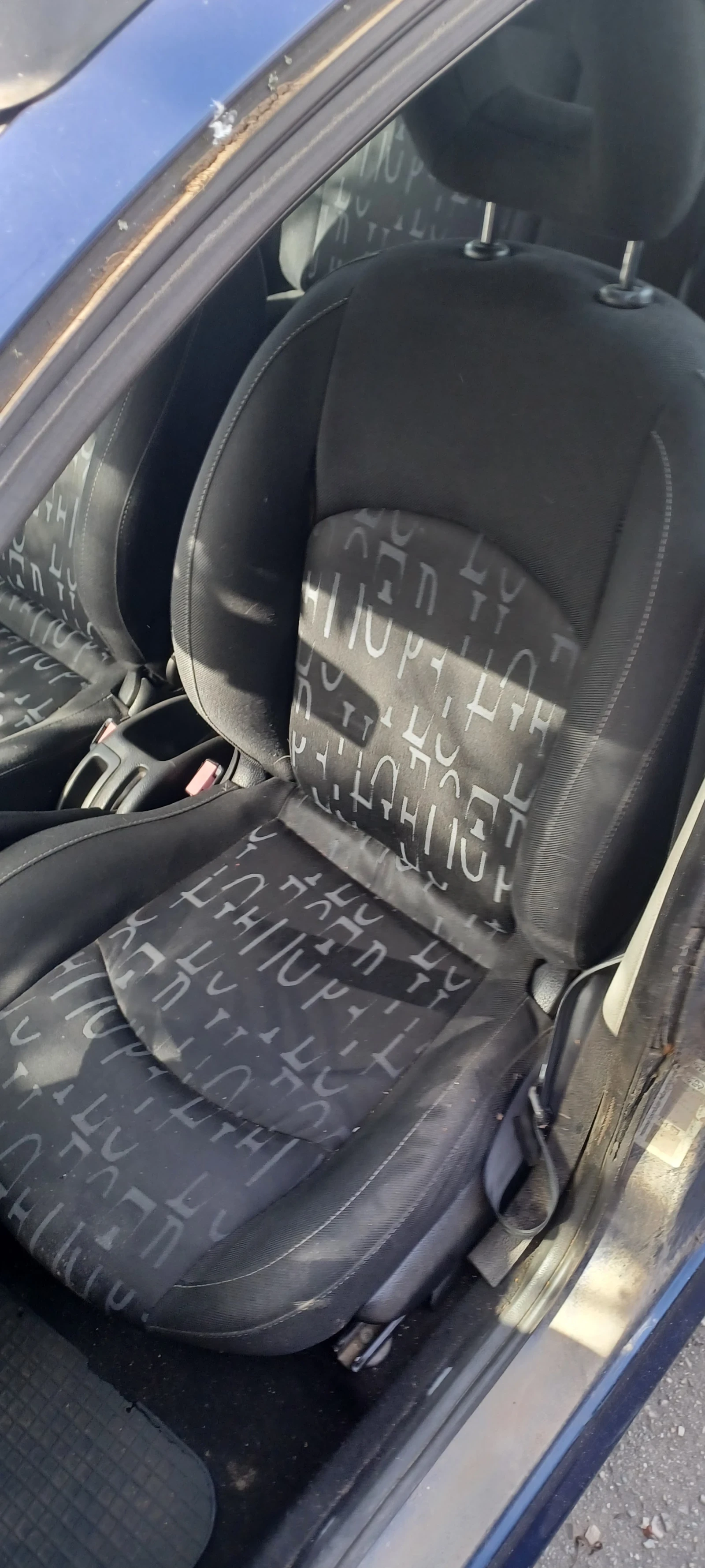 �� ����� ���� 206 2.0 HDI 90�.�. 2003�. | Mobile.bg � ����������� 13