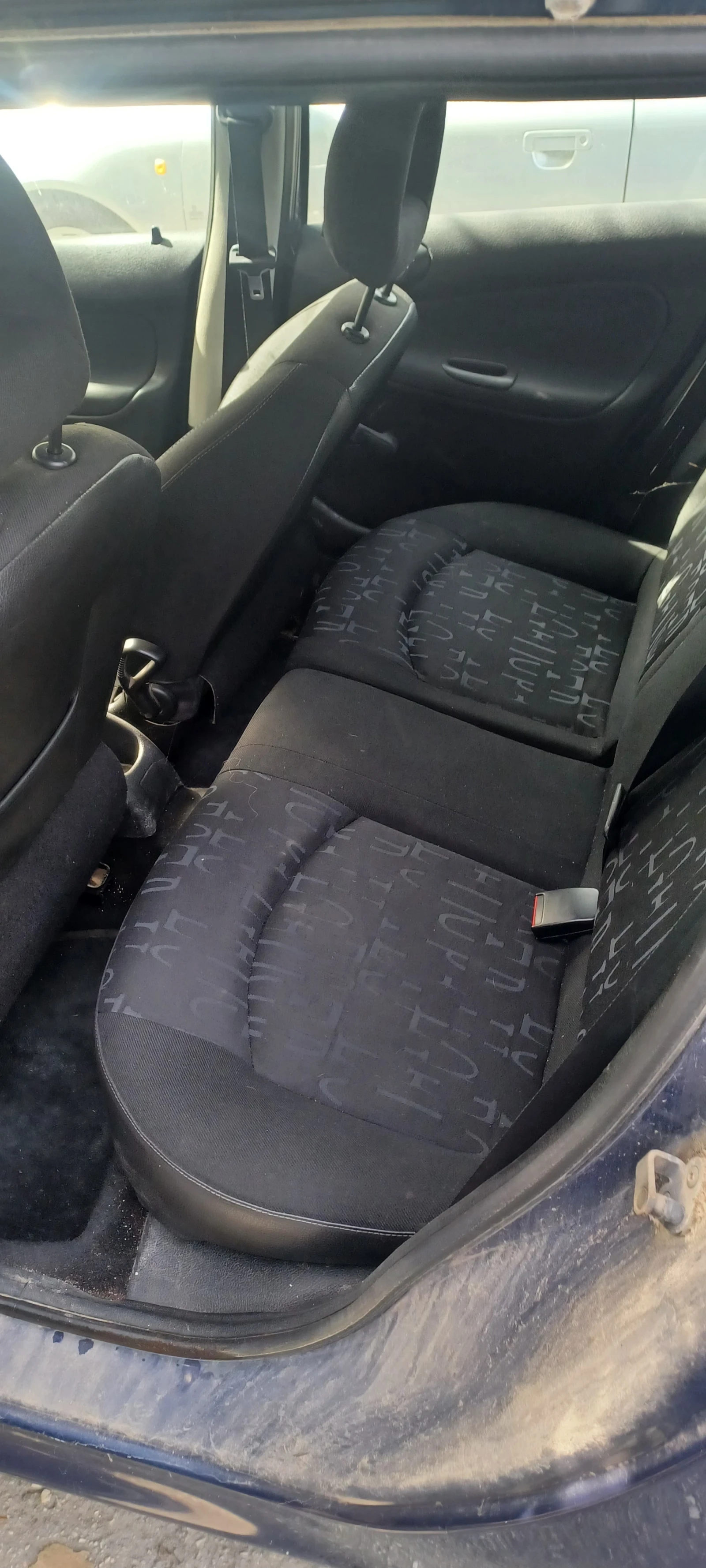 �� ����� ���� 206 2.0 HDI 90�.�. 2003�. | Mobile.bg � ����������� 12