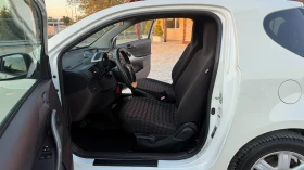 Toyota IQ 1.0-68кс/АВТОМАТИК/НОВ ВНОС ОТ ИТАЛИЯ, снимка 10
