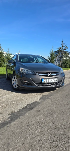 Opel Astra Astra J Sedan Ночбак, снимка 3