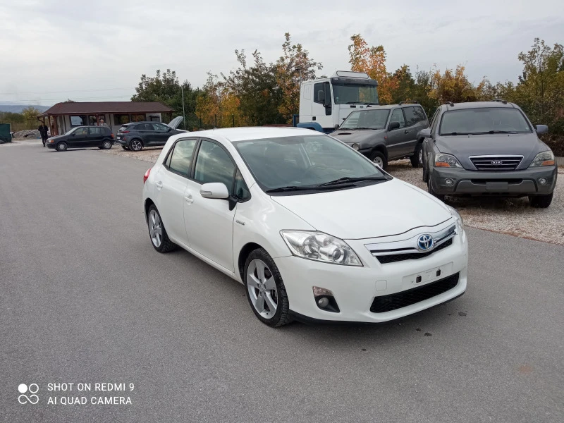 Toyota Auris 1.8 бензин хибрид , снимка 1 - Автомобили и джипове - 42627408