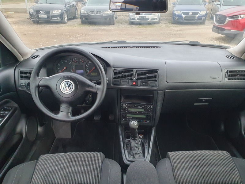 VW Golf 1.6-101к.с., снимка 11 - Автомобили и джипове - 44649926