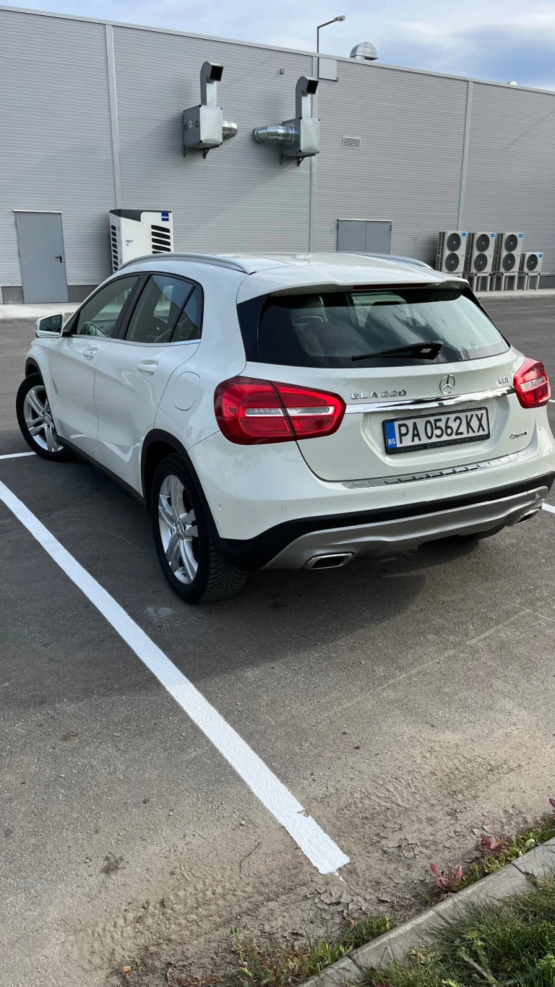 Mercedes-Benz GLA 220, снимка 5 - Автомобили и джипове - 47135625