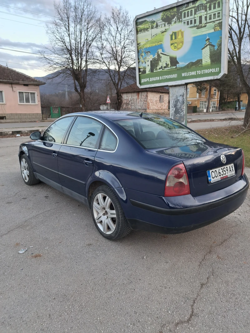 VW Passat 1.9 тди, снимка 5 - Автомобили и джипове - 49089441