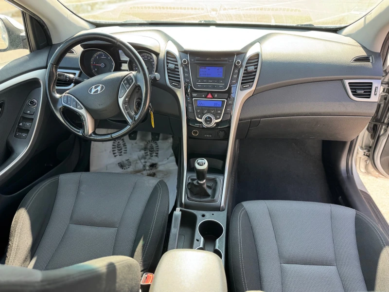 Hyundai I30 1.6CRDI-6ск, снимка 13 - Автомобили и джипове - 49344696