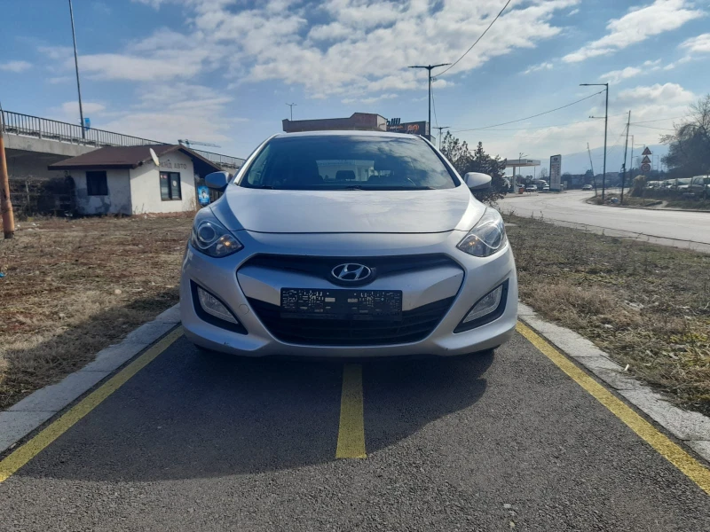 Hyundai I30 1.6CRDI-6ск, снимка 3 - Автомобили и джипове - 49344696