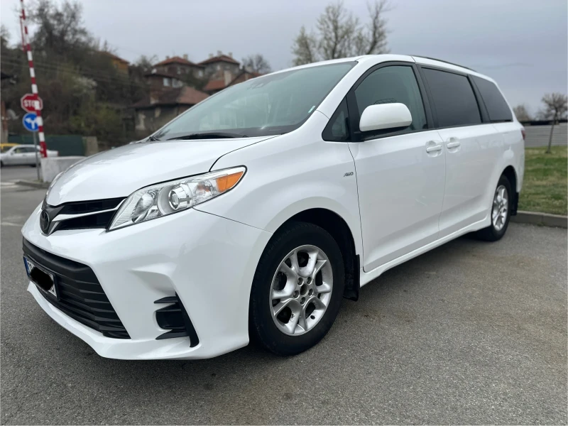 Toyota Sienna, снимка 2 - Автомобили и джипове - 52138548