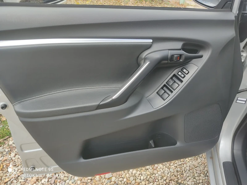 Toyota Verso 1.6 D-4D, 2015г, камера, 6 скорости , снимка 12 - Автомобили и джипове - 52028578