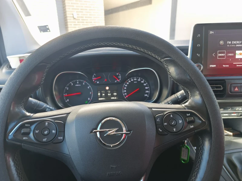 Opel Combo, снимка 9 - Автомобили и джипове - 52263746