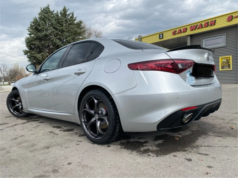 Alfa Romeo Giulia, снимка 3 - Автомобили и джипове - 52501199