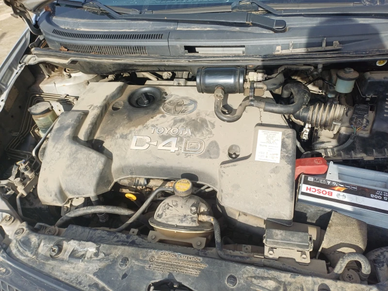 Toyota Corolla verso 2.0D 90 к.с., снимка 16 - Автомобили и джипове - 52630372