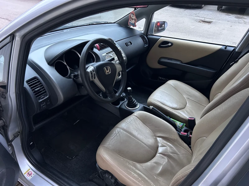 Honda Jazz 1.4, снимка 7 - Автомобили и джипове - 52696173