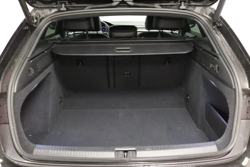 VW Arteon 2.0 TDI 4-MOTION R-LINE SHOOTING BRAKE MATRIX , снимка 11 - Автомобили и джипове - 53026022