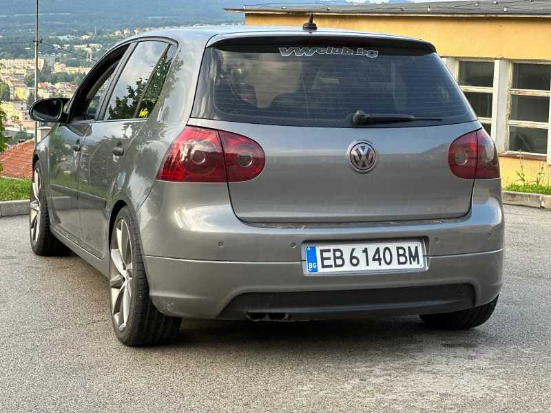 VW Golf Golf 5 1.9TDI 6 степенна 105 , снимка 3 - Автомобили и джипове - 53272156