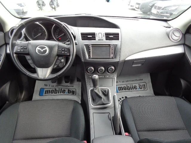 Mazda 3 1.6 D, снимка 12 - Автомобили и джипове - 46927913