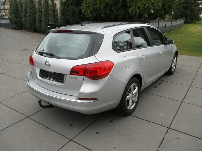 Opel Astra Sport turer Ecoflex , снимка 3 - Автомобили и джипове - 52971153