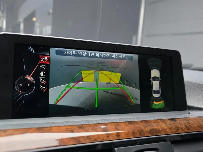 BMW 320 D xDrive, снимка 15 - Автомобили и джипове - 53508629