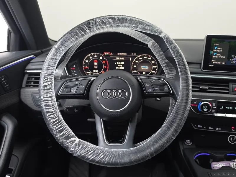 Audi A4 2.0 TFSI Premium - САМО 30% АВАНС, снимка 14 - Автомобили и джипове - 55621598