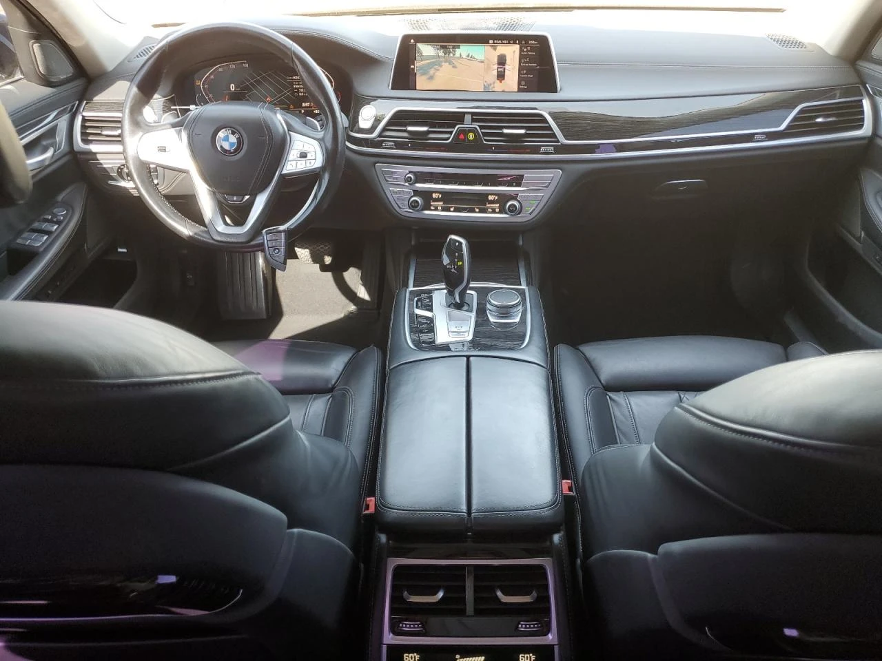 BMW 740  - изображение 8