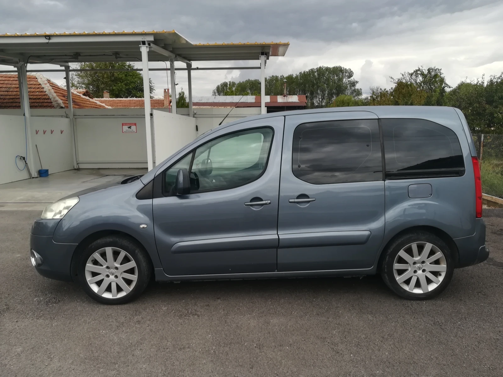 Peugeot Partner Tepee - изображение 3