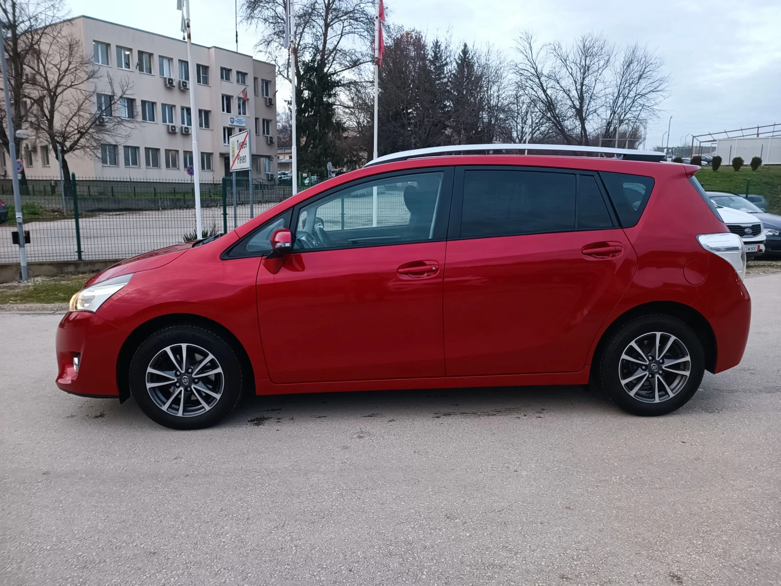 Toyota Verso 1.8i-147кс-ШВЕЙЦАРИЯ-РЪЧКА-6ск-7м-NAVI - изображение 7