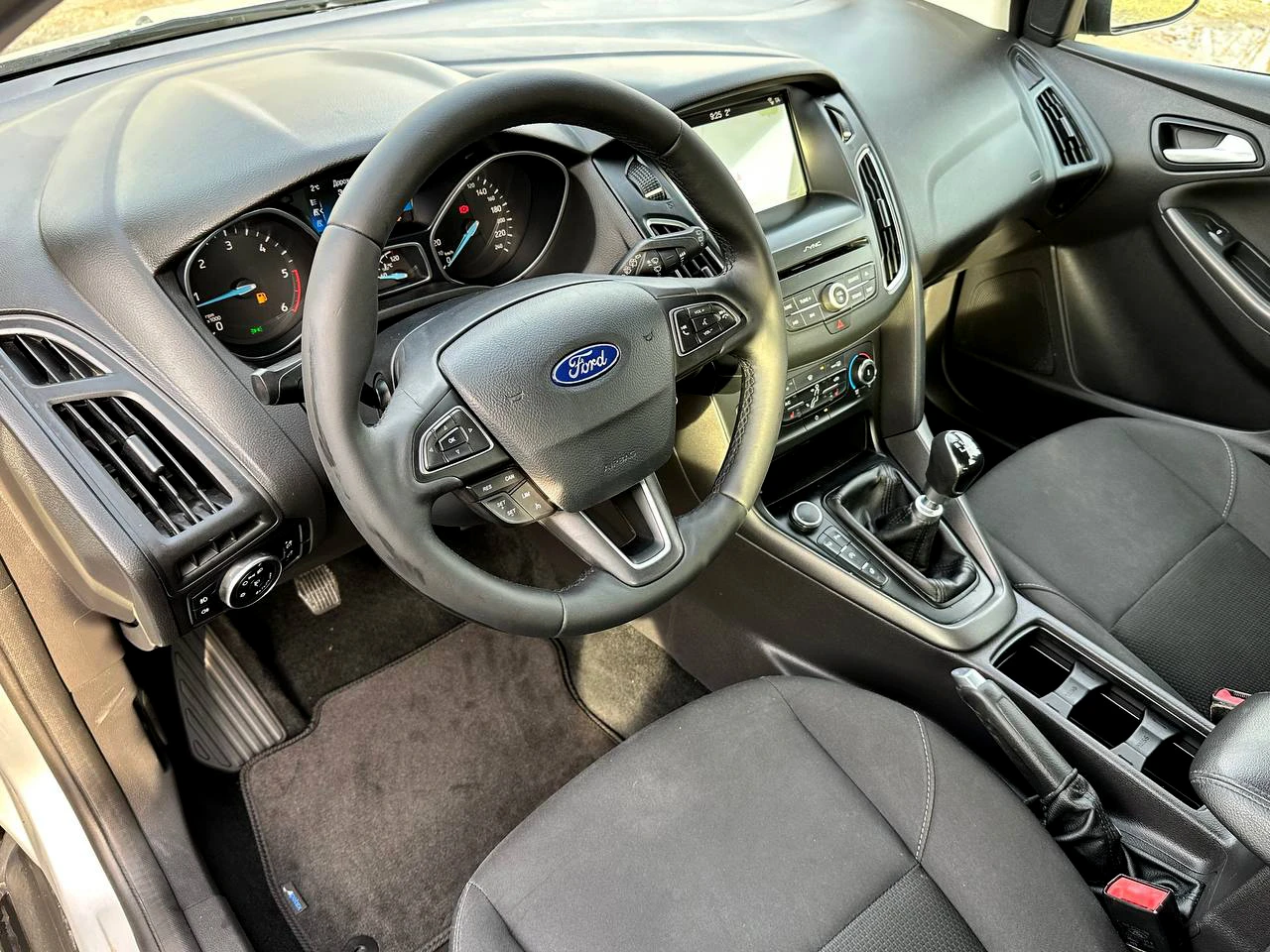 Ford Focus 1.5L Duratorq - изображение 5