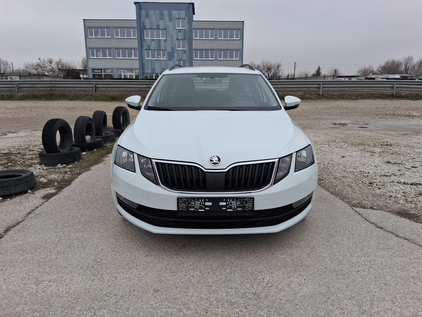Skoda Octavia 1.6 d сервизна история - изображение 3