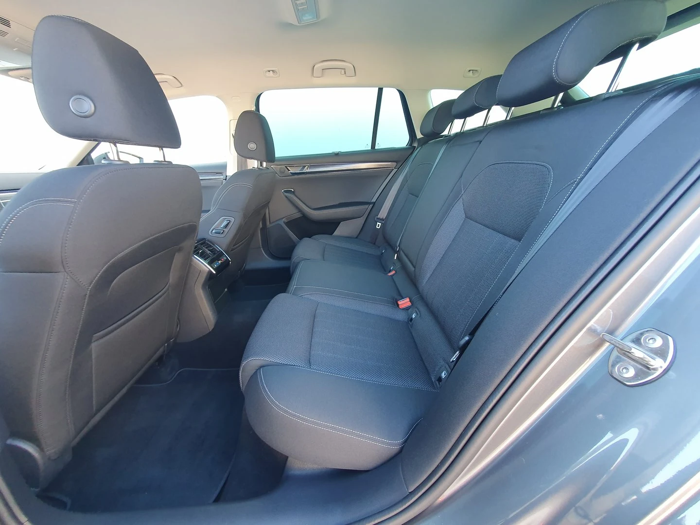 Skoda Superb Style 2.0 TDI 110kW DG6 | Mobile.bg � ����������� 6