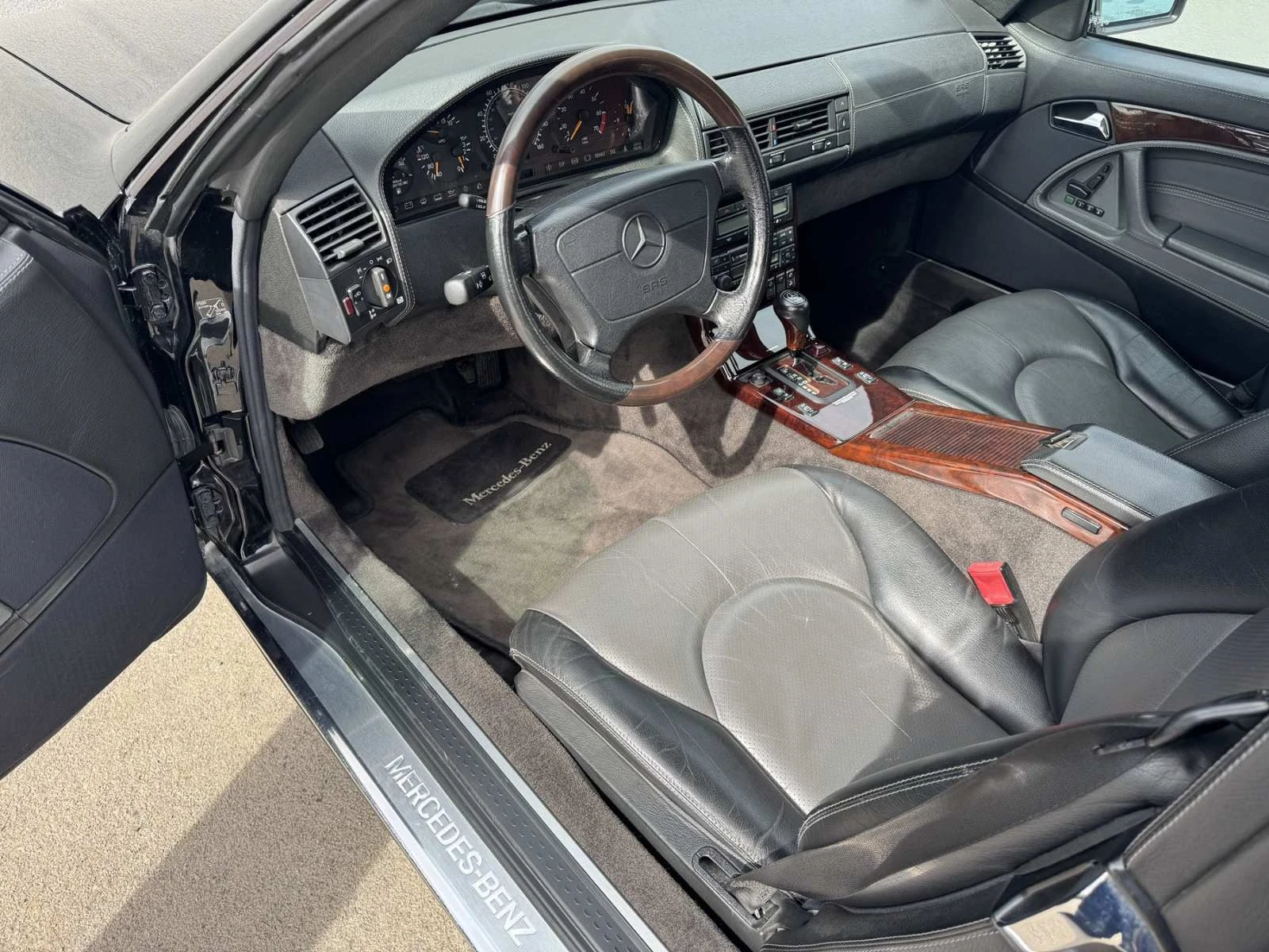 Mercedes-Benz SL 600  - изображение 10